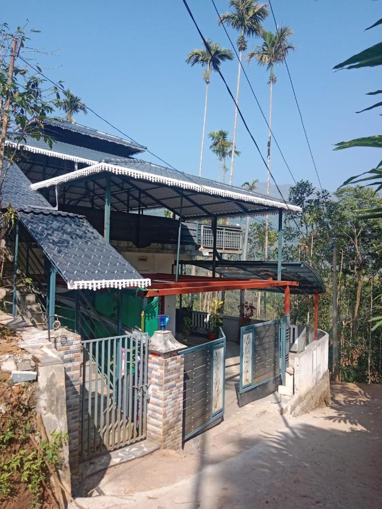 Krish Villa Homestay Munnar Buitenkant foto